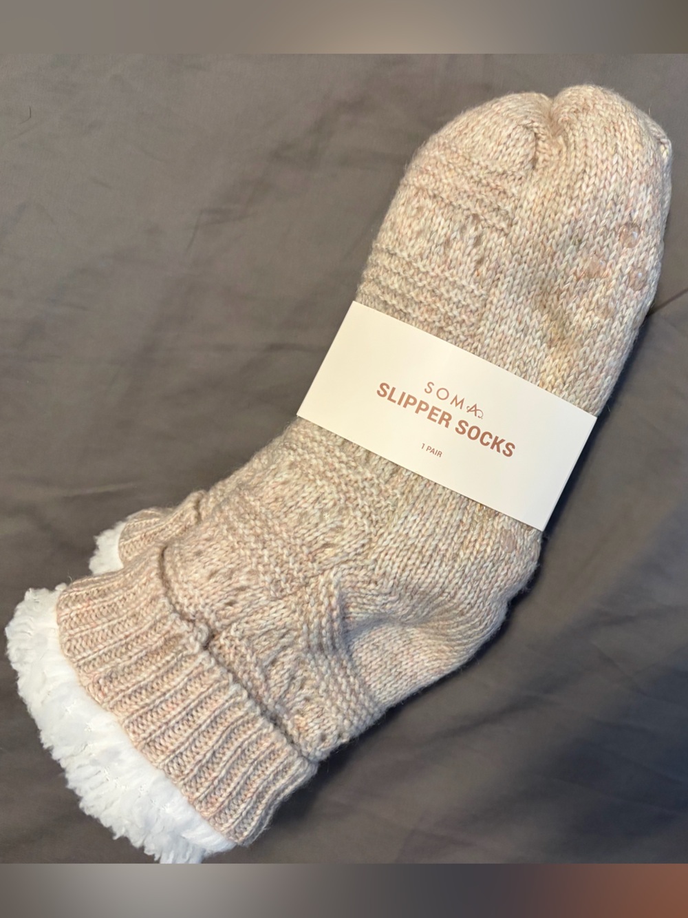 Soma Cable Knit Slipper Socks in Light Beige